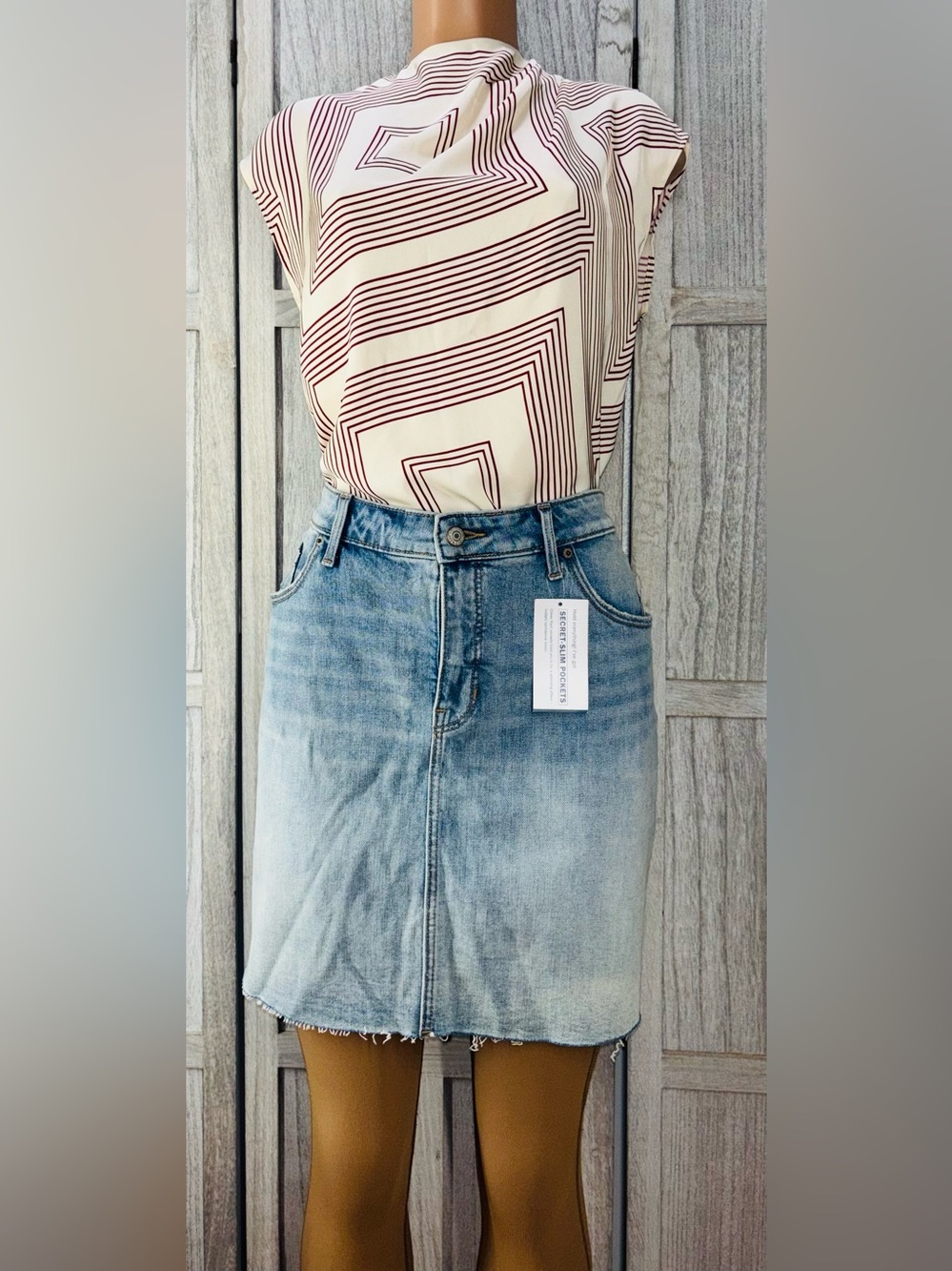 Old Navy Light Blue Denim Pencil Skirt